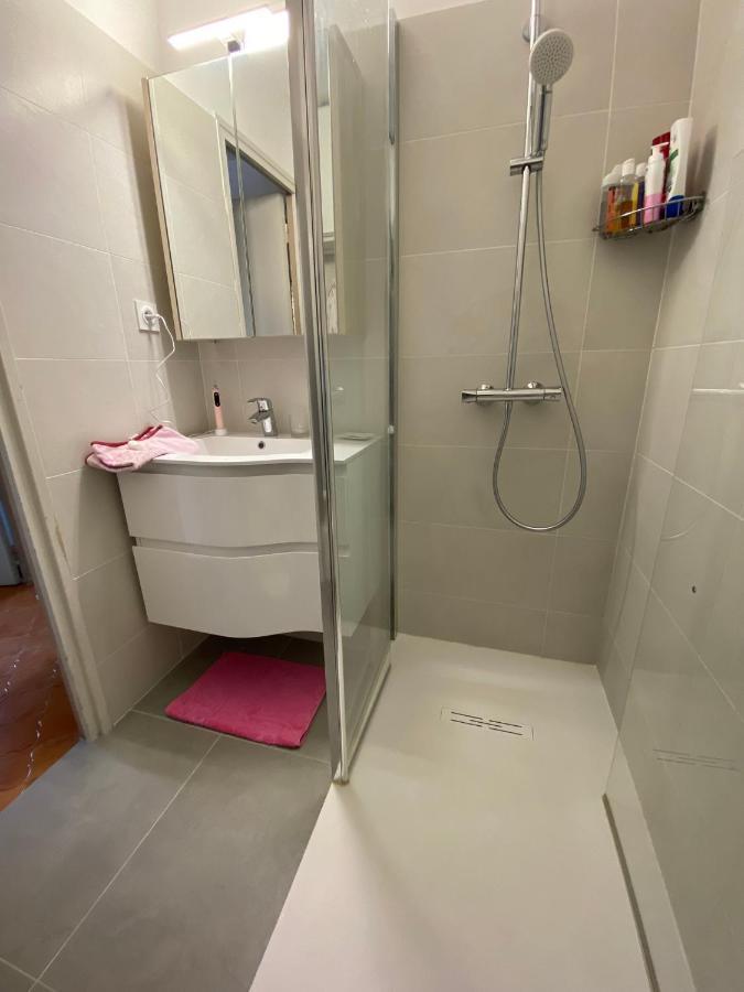 Appartement Cosy A Sanary Plage De Portissol-Climatise-Parking Prive Bagian luar foto